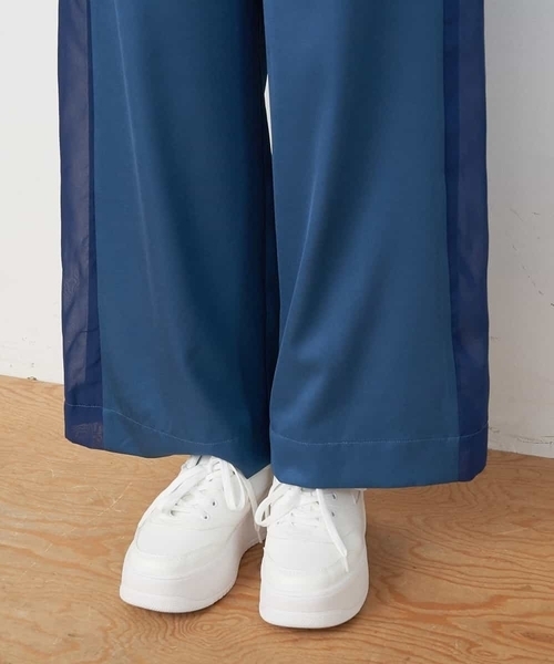 A de a.v.v(アードアー・ヴェ・ヴェ)の「サイドシフォンドッキングパンツ(その他パンツ・レディース・ミント/ブルー/ブラック・36/38)」の12枚目の写真