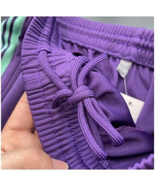 .KOM（ドットコム）の「A'GEM/9 × .kom『ARULE/アルール』ワイドシルエット サイドライン ポケット パンツ（その他パンツ・メンズ・アイボリー/ブラック×ホワイト/ブラック×ゴールド/グリーン/パープル・L/M）」の8枚目の写真