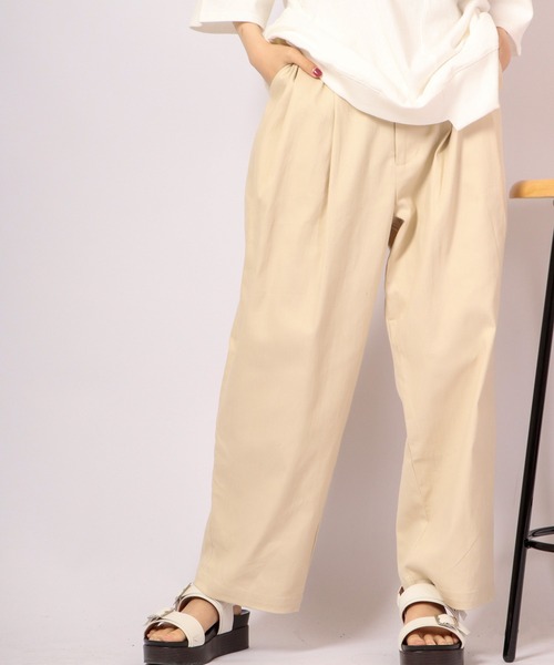 Revo.（レボ）の「Revo. 縦スラブストレッチツイル２タックワイドテーパードパンツ（チノパンツ・メンズ・ブラック/ダークグレー/カーキ/アイボリー・1/2）」の10枚目の写真