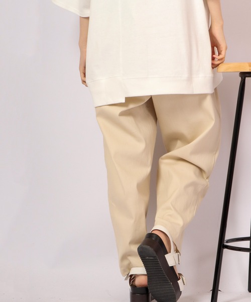 Revo.（レボ）の「Revo. 縦スラブストレッチツイル２タックワイドテーパードパンツ（チノパンツ・メンズ・ブラック/ダークグレー/カーキ/アイボリー・1/2）」の12枚目の写真