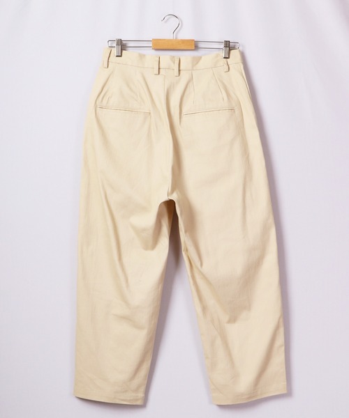 Revo.（レボ）の「Revo. 縦スラブストレッチツイル２タックワイドテーパードパンツ（チノパンツ・メンズ・ブラック/ダークグレー/カーキ/アイボリー・1/2）」の22枚目の写真