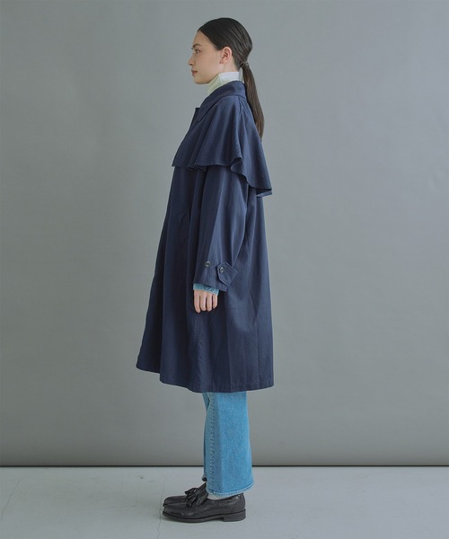 kha:ki(カーキ)の「「KHA:KI / カーキ」WIDE FROCK COAT(ダウンジャケット/コート・レディース・ネイビー/カーキ・1/2)」の17枚目の写真