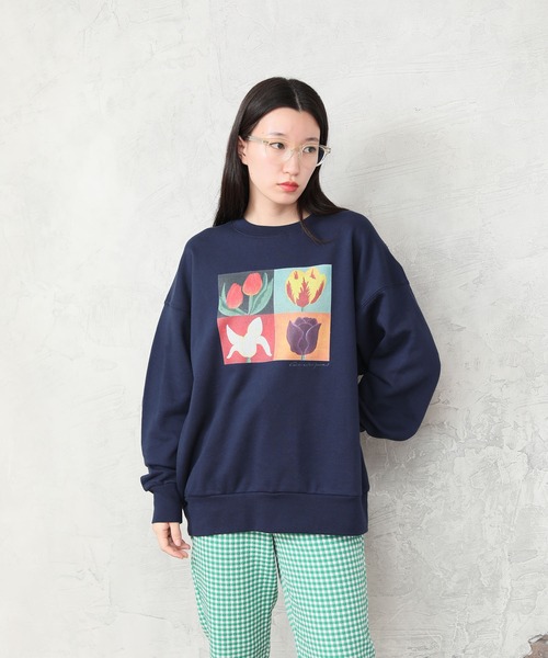Common Noun(コモン ナウン)の「Common Noun/Flower Kana Akiyama 裏起毛クルースウェット(スウェット・レディース・ネイビー/グリーン/オフホワイト/グレー・M/L)」の4枚目の写真