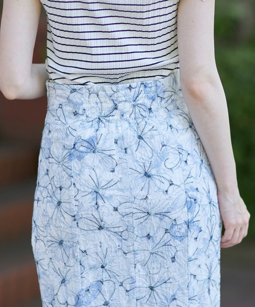 tocco closet（トッコ　クローゼット）の「フラワー刺繍×フラワープリントマーメイドスカート（スカート・レディース・ピンク/ブルー・M）」の21枚目の写真