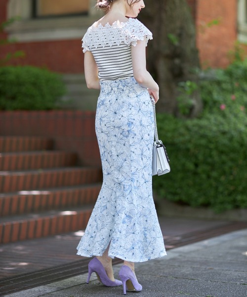 tocco closet（トッコ　クローゼット）の「フラワー刺繍×フラワープリントマーメイドスカート（スカート・レディース・ピンク/ブルー・M）」の12枚目の写真