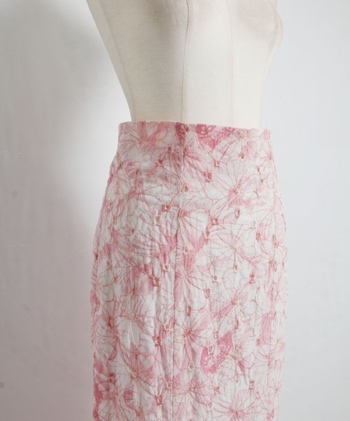 tocco closet（トッコ　クローゼット）の「フラワー刺繍×フラワープリントマーメイドスカート（スカート・レディース・ピンク/ブルー・M）」の7枚目の写真