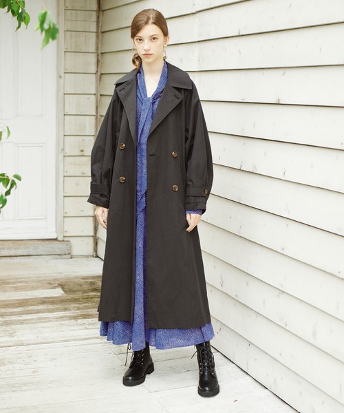 INED CLARO(イネドクラロ)の「オーバーサイズトレンチコート(トレンチコート・レディース・ブラック/キャメル・フリー)」の4枚目の写真