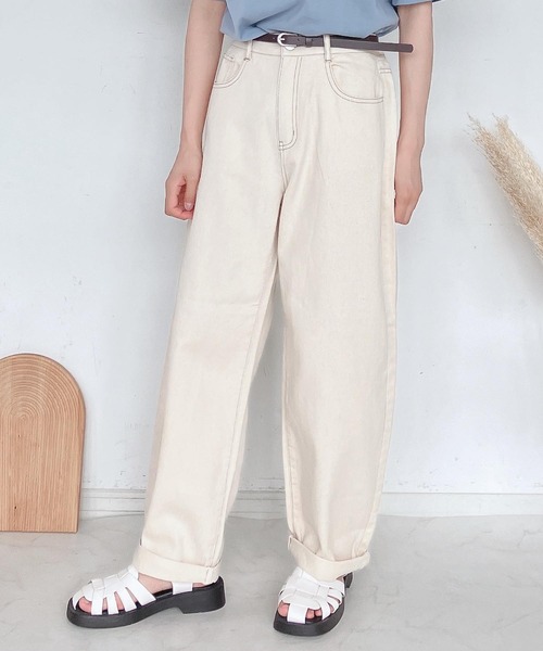 AS KNOW AS plus（アズノゥアズプラス）の「●ベルト付ゆるるカーブパンツ（デニムパンツ・レディース・キナリ/ブラック/ブラウン/グリーン/サックスブルー/レッド・FREE）」の19枚目の写真