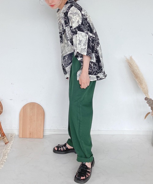 AS KNOW AS plus（アズノゥアズプラス）の「●ベルト付ゆるるカーブパンツ（デニムパンツ・レディース・キナリ/ブラック/ブラウン/グリーン/サックスブルー/レッド・FREE）」の14枚目の写真