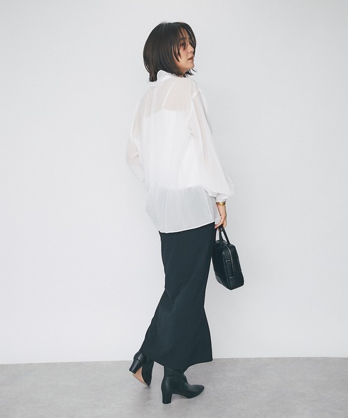 RIVE DROITE（リヴドロワ）の「繊細さと甘さのバランスが◎/ソフトボイルフリルカラーブラウス（シャツ/ブラウス・レディース・オフホワイト/ブラック・FREE）」の15枚目の写真