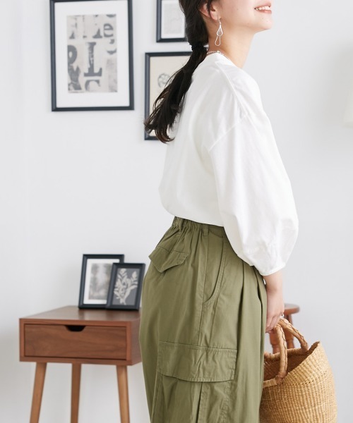 OMNES(オムネス)の「袖ボリューム5分袖Tシャツ(Tシャツ/カットソー・レディース・ホワイト/ライトグレー/ブラック/ピンク・FREE)」の6枚目の写真