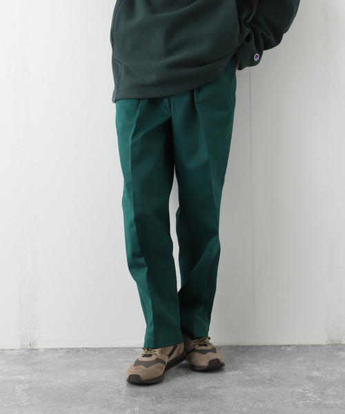 JOURNAL STANDARD relume（ジャーナルスタンダード　レリューム）の「【BIG ALLIIDE / ビック アライド】OVAL WIDE FIT カラーワイドパンツ（チノパンツ・メンズ・パープル/イエロー/グリーン/ボルドー・MEDIUM/LARGE）」の2枚目の写真