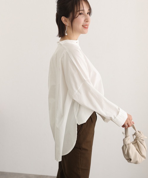 ElegChic（エレグシック）の「プレーンスリーブルーズシャツ（シャツ/ブラウス・レディース・オフホワイト/ライトグレー/ブラック/グレイッシュブルー・M/4L/XL）」の8枚目の写真