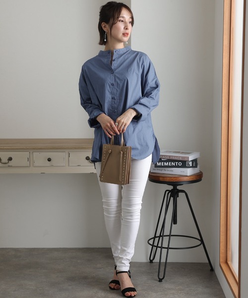 ElegChic（エレグシック）の「プレーンスリーブルーズシャツ（シャツ/ブラウス・レディース・オフホワイト/ライトグレー/ブラック/グレイッシュブルー・M/4L/XL）」の14枚目の写真