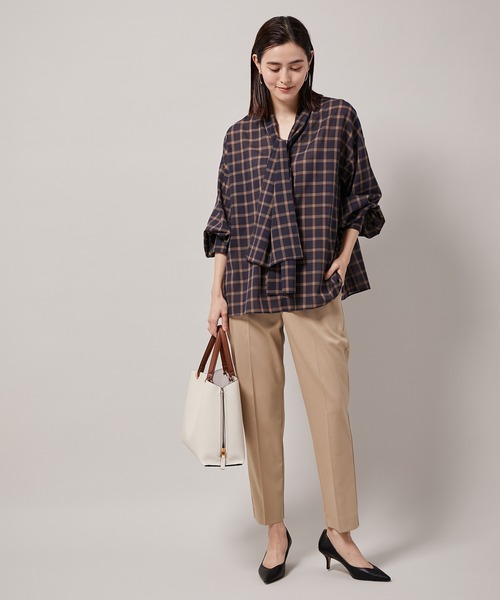 ROPE'(ロペ)の「【手洗い可能】ストレッチウールテーパードパンツ/セットアップ対応(その他パンツ・レディース・ブラック/ベージュ・38/36)」の15枚目の写真