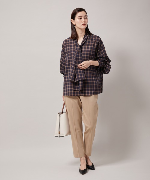 ROPE'(ロペ)の「【手洗い可能】ストレッチウールテーパードパンツ/セットアップ対応(その他パンツ・レディース・ブラック/ベージュ・38/36)」の16枚目の写真