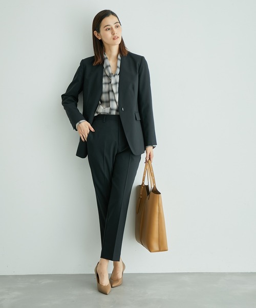 ROPE'(ロペ)の「【手洗い可能】ストレッチウールテーパードパンツ/セットアップ対応(その他パンツ・レディース・ブラック/ベージュ・38/36)」の17枚目の写真