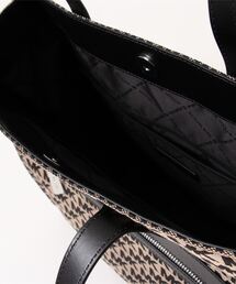 MICHAEL KORS（マイケルコース）の「KENLY NS トート ラージ（トート