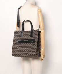MICHAEL KORS（マイケルコース）の「KENLY NS トート ラージ（トート