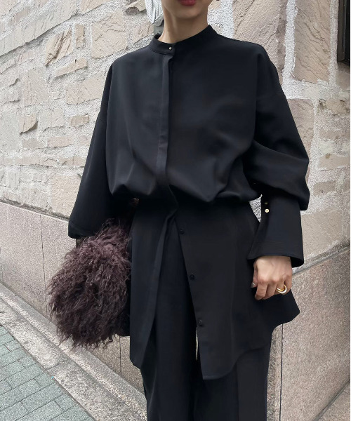 Ameri(アメリ)の「UND WAIST BLOUSING BLOUSE(シャツ/ブラウス・レディース・ブラック/コーラル/ホワイト・FREE)」の8枚目の写真
