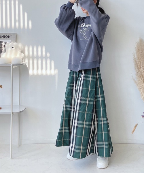 AS KNOW AS plus（アズノゥアズプラス）の「♪BIGチェックメモリフレアスカート（スカート・レディース・グリーン/ネイビー/チャコールグレー・FREE）」の11枚目の写真