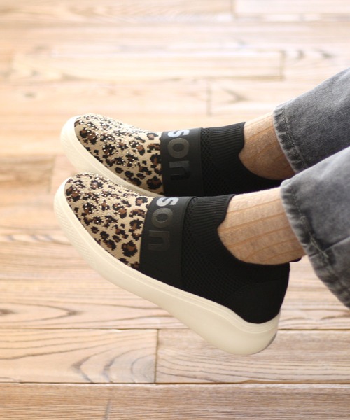 kitson（キットソン）の「KITSON 超軽量　ニットスニーカー/hsky（スニーカー・レディース・ブラック/ベージュ/レオパード・SMALL/MEDIUM/LARGE/X-LARGE）」の3枚目の写真