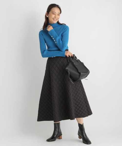 Andemiu（アンデミュウ）の「キルティングスカート180388（スカート・レディース・ブラック/ブルー/アイボリー・MEDIUM/SMALL）」の5枚目の写真