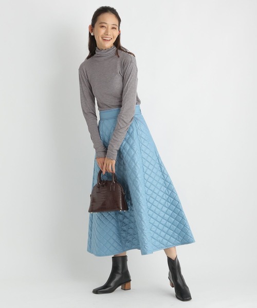 Andemiu（アンデミュウ）の「キルティングスカート180388（スカート・レディース・ブラック/ブルー/アイボリー・MEDIUM/SMALL）」の6枚目の写真