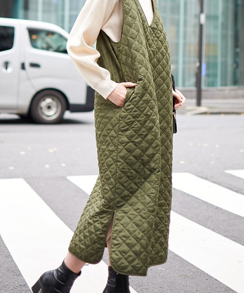 中綿キルティングVネックワンピース（ワンピース）｜Rejoule