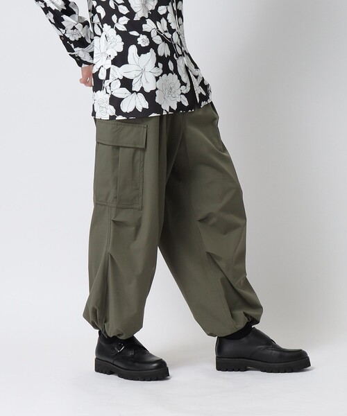 tk.TAKEO KIKUCHI(ティーケータケオキクチ)の「◆バギーカーゴパンツ(その他パンツ・メンズ・ブラック/ダークグリーン/オフホワイト・01/02/03)」の15枚目の写真