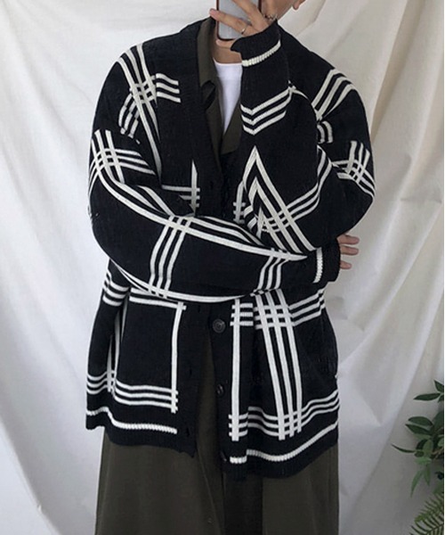 NEW GENTLEMAN（ニュージェントルマン）の「クロスオーバー ルーズカーディガン（カーディガン/ボレロ・メンズ・ブラック/ベージュ・M/L）」の4枚目の写真