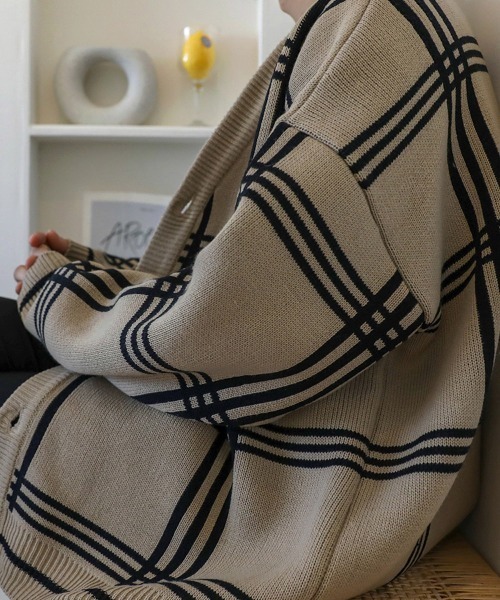 NEW GENTLEMAN（ニュージェントルマン）の「クロスオーバー ルーズカーディガン（カーディガン/ボレロ・メンズ・ブラック/ベージュ・M/L）」の10枚目の写真