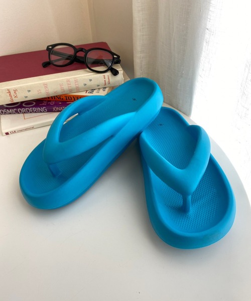 WEGO（ウィゴー）の「WEGO/カラーフリップサンダル（サンダル・レディース・ブルー/ピンク/ライトパープル/ホワイト/ブラック・MEDIUM/LARGE）」の4枚目の写真