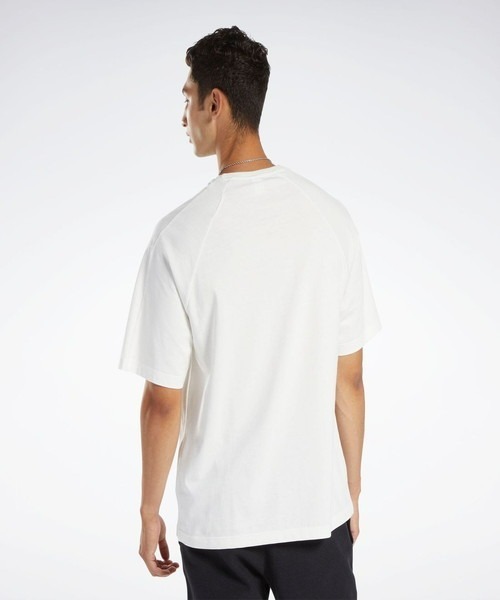 Reebok(リーボック)の「Tシャツ / CL WDE TEE(Tシャツ/カットソー・メンズ・ホワイト/ブラック・X-LARGE/XX-LARGE/XXX-LARGE/LARGE/MEDIUM/SMALL)」の9枚目の写真