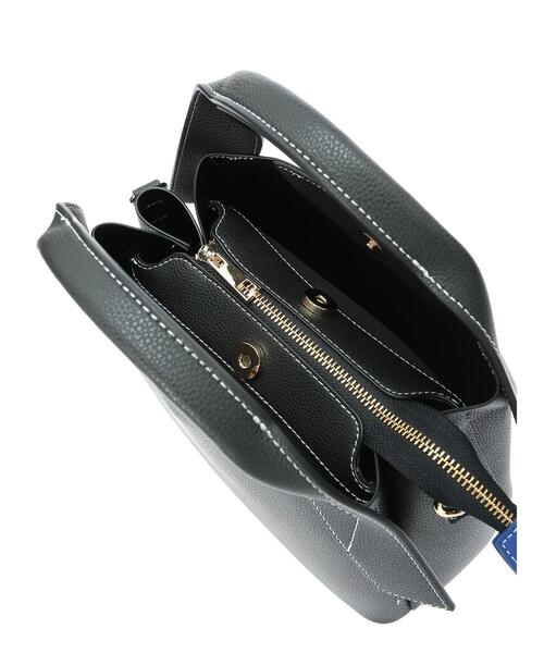 Te chichi（テチチ）の「リボンハンドルミディバッグ（ハンドバッグ・レディース・ブラック/モカ/オフホワイト・ﾌﾘ-）」の15枚目の写真