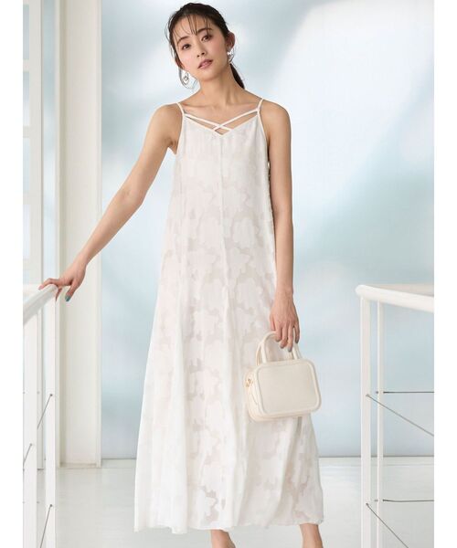 MERCURYDUO（マーキュリーデュオ）の「カットジャガードベア付キャミワンピース（ワンピース・レディース・ライム/アイボリー・MEDIUM/SMALL）」の4枚目の写真