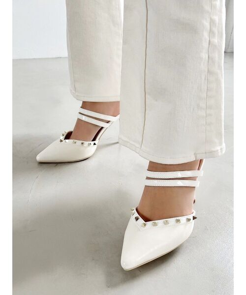 RESEXXY(リゼクシー)の「スタッズピンヒールミュール(パンプス・レディース・ホワイト/ミント/ブラック・LARGE/MEDIUM/SMALL)」の4枚目の写真