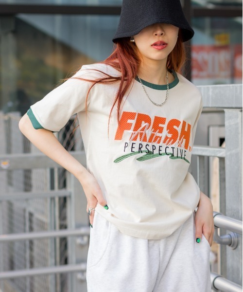 SpRay（スプレイ）の「ロゴリンガーTシャツ（Tシャツ/カットソー・レディース・ライトブルー/アイボリー/チャコールグレー/オフホワイト/オートミール・FREE）」の12枚目の写真