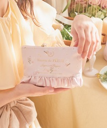 Maison de FLEUR（メゾンドフルール）の「ラビットプリントフリルポーチ（ポーチ）」