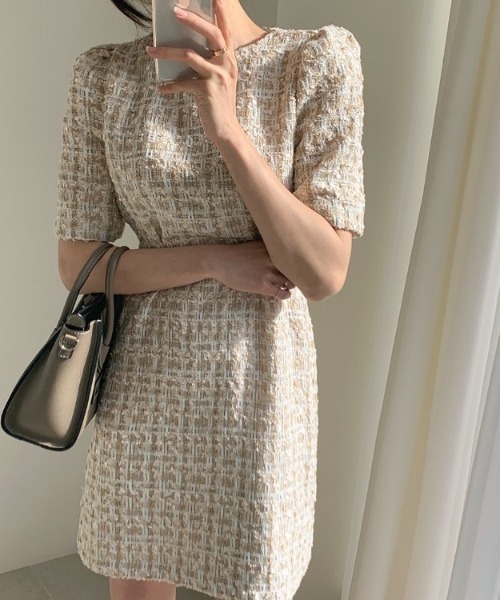 LAC-VERT（ラック・ヴェール）の「ツイードワンピース（ワンピース・レディース・ベージュ/ネイビー・FREE）」の4枚目の写真