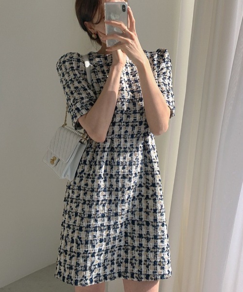 LAC-VERT（ラック・ヴェール）の「ツイードワンピース（ワンピース・レディース・ベージュ/ネイビー・FREE）」の11枚目の写真