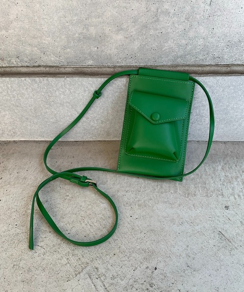 mi via loca（ミヴィアロカ）の「ポケット付きミニポシェット　スマホショルダーバッグ（ショルダーバッグ・レディース・グリーン/ライトグリーン/ライトブラウン/ブラック・FREE）」の19枚目の写真