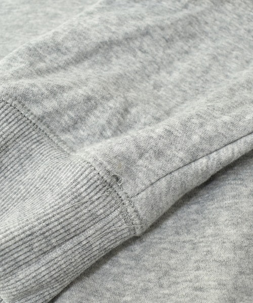 Champion(チャンピオン)の「【ヴィンテージ古着】Champion / チャンピオン ロゴプリント クルーネックスウェット(スウェット・メンズ・グレー・X-LARGE)」の7枚目の写真