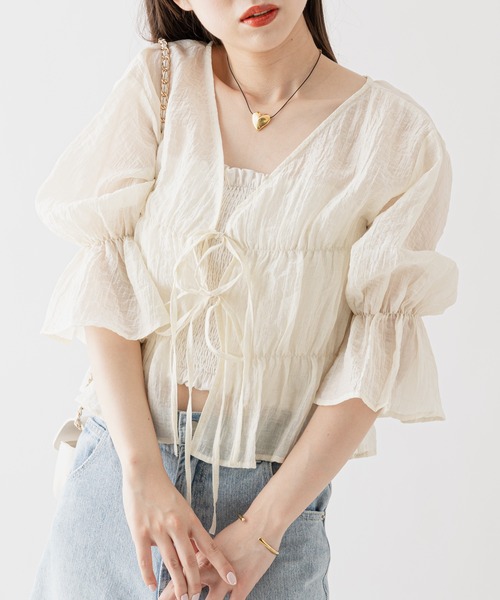 Chico(チコ)の「ワッシャーリボンフレアブラウス(シャツ/ブラウス・レディース・ホワイト/ブラック/ダークブラウン/イエロー・FREE)」の16枚目の写真