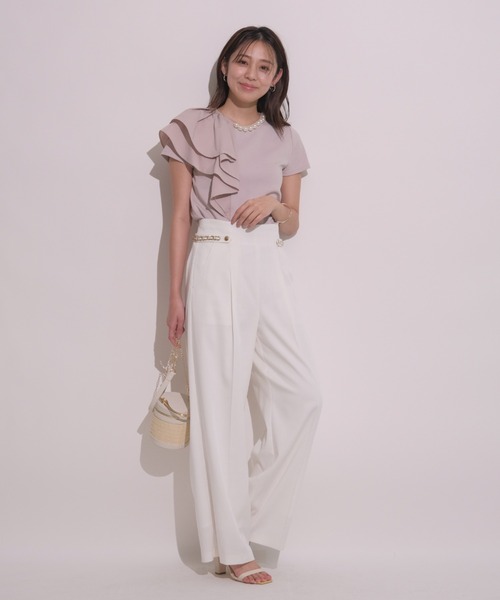 JUSGLITTY（ジャスグリッティー）の「アシンメトリーフリル