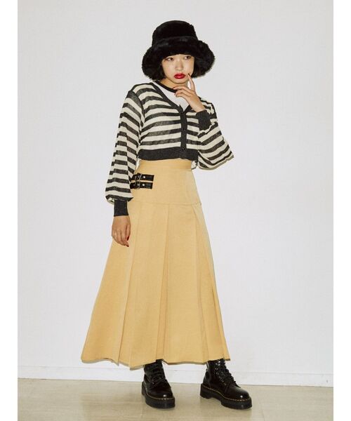 jouetie（ジュエティ）の「タックプリーツベルトロングスカート（スカート・レディース・ブラック/グレー/イエロー・MEDIUM）」の5枚目の写真