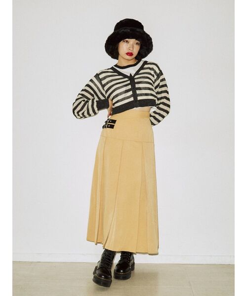 jouetie（ジュエティ）の「タックプリーツベルトロングスカート（スカート・レディース・ブラック/グレー/イエロー・MEDIUM）」の6枚目の写真