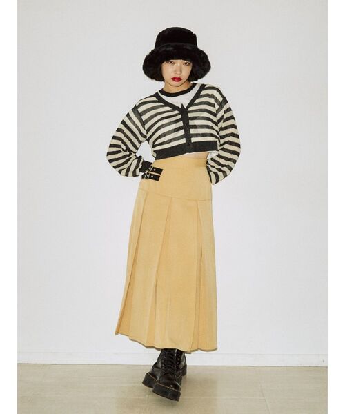 jouetie（ジュエティ）の「タックプリーツベルトロングスカート（スカート・レディース・ブラック/グレー/イエロー・MEDIUM）」の7枚目の写真