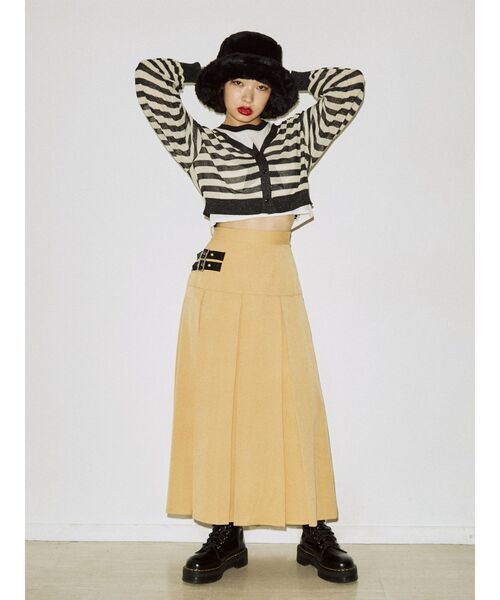 jouetie（ジュエティ）の「タックプリーツベルトロングスカート（スカート・レディース・ブラック/グレー/イエロー・MEDIUM）」の9枚目の写真