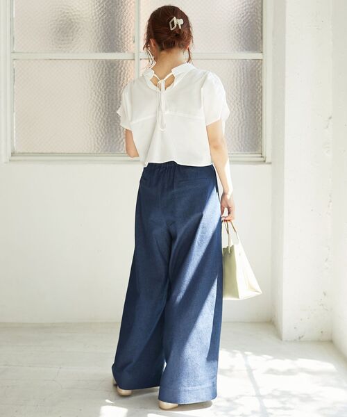 MAJESTIC LEGON(マジェスティックレゴン)の「パールボタンクロップドシャツ(シャツ/ブラウス・レディース・ピンク系その他2/レッド系その他2/オフホワイト/ブルー/ブルー系その他2・MEDIUM)」の17枚目の写真
